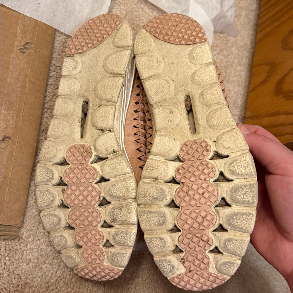 Nike Tan Woven Sneakers - Picture 3 of 3